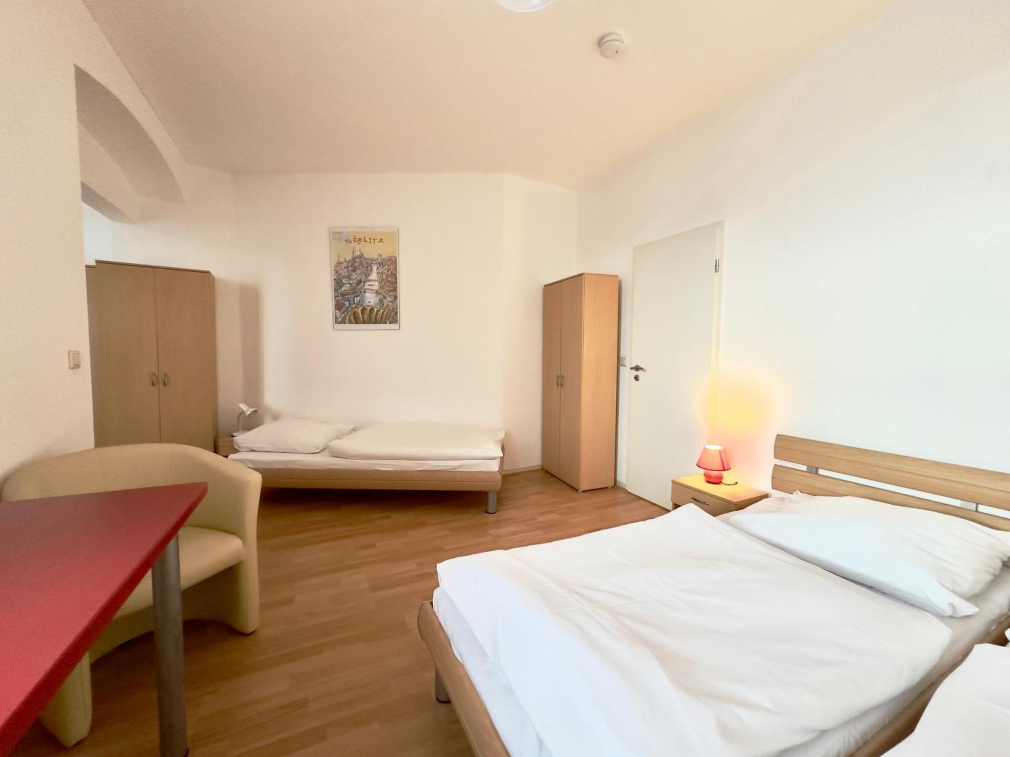 Picobello Pension Гёрлиц Экстерьер фото