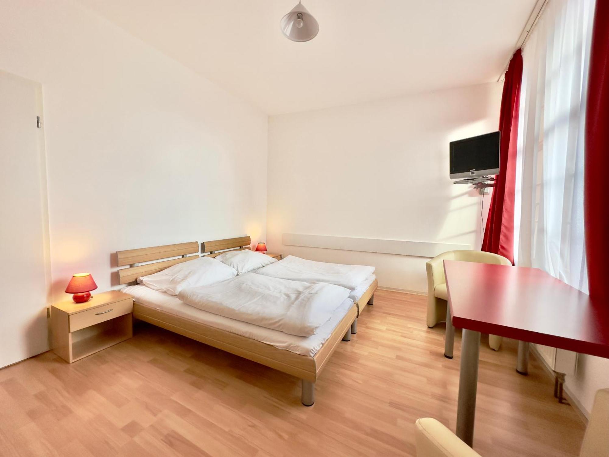 Picobello Pension Гёрлиц Экстерьер фото