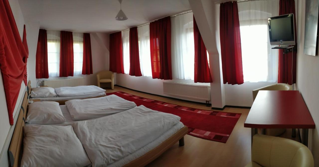 Picobello Pension Гёрлиц Экстерьер фото