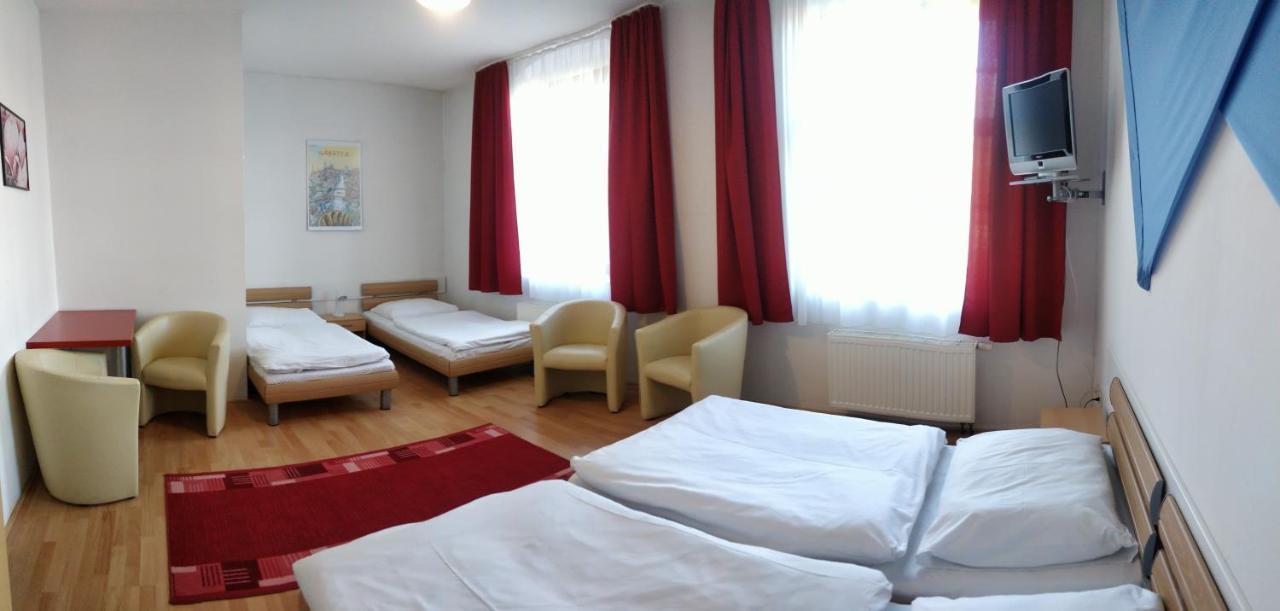 Picobello Pension Гёрлиц Экстерьер фото